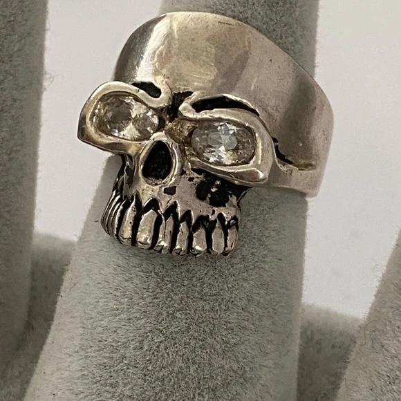 925 Silver skull ring sugar biker clear cz stones - Picture 2 of 5